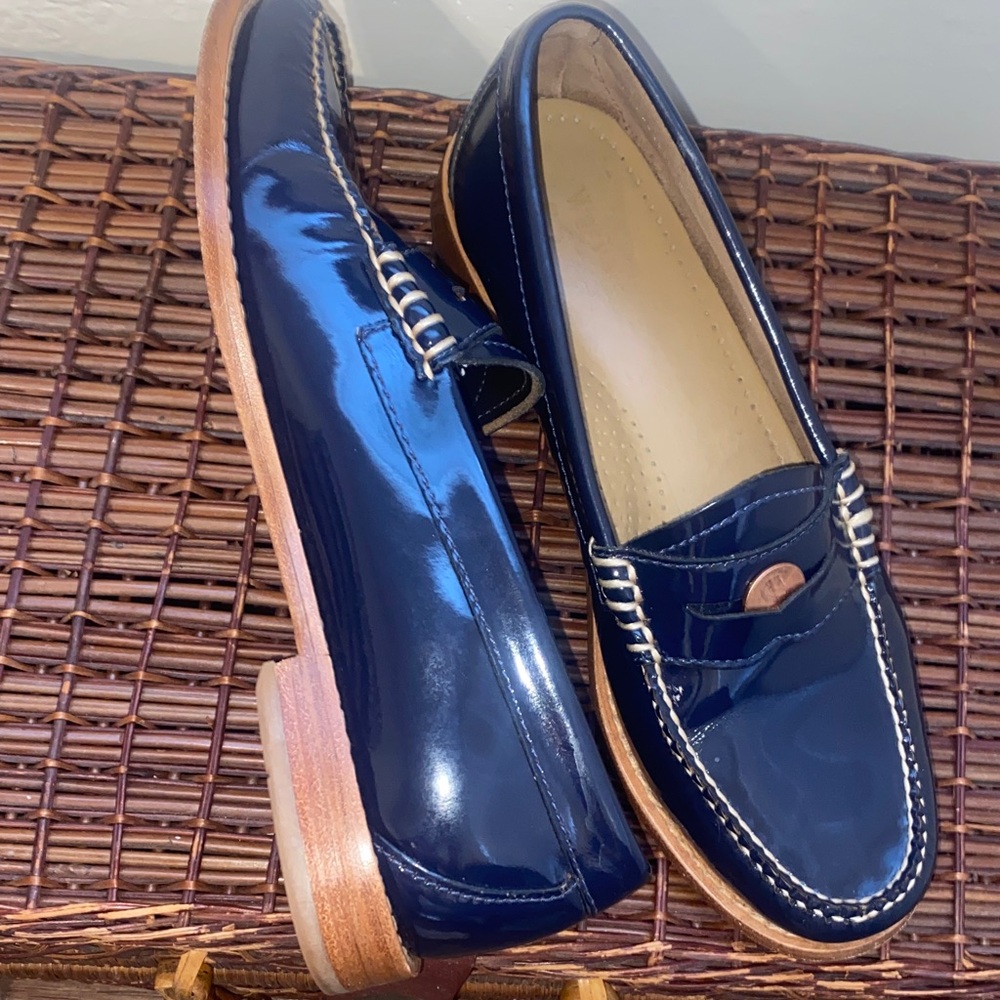 G.H. Bass & Co. navy blue Leather Weejuns 6.5 - Picture 9 of 9